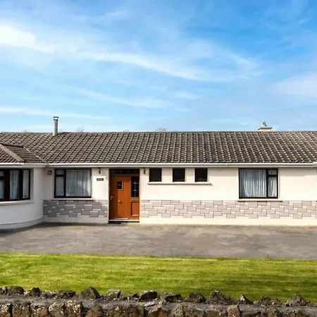 Feriehus Quiet Self-catering With Surrounding Lakes