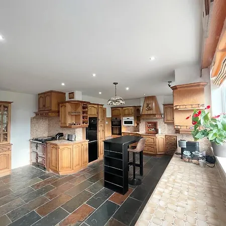 Quiet Self-catering With Surrounding Lakes Bailieborough