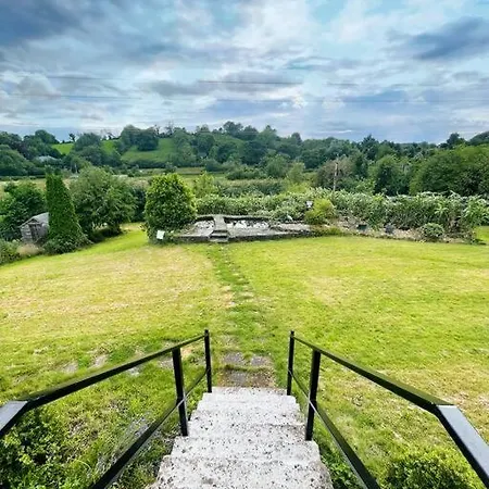 Holiday home Quiet Self-catering With Surrounding Lakes